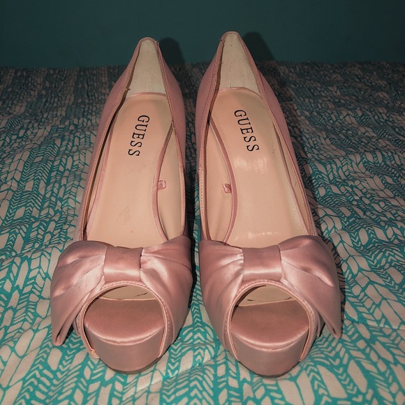 shoes - Picture 1 of 4